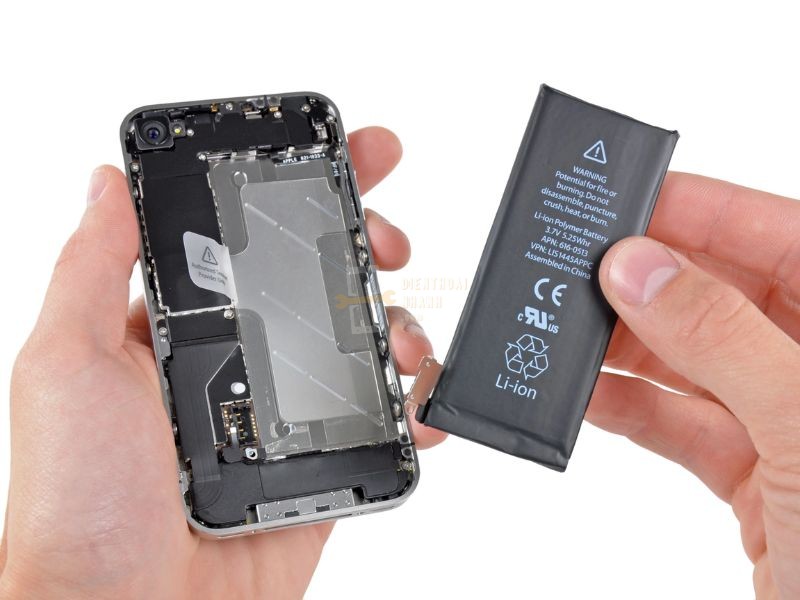 hinh-anh-thay-pin-iphone-11-het-bao-nhieu-tien-bang-gia-chi-tiet--dich-vu-chinh-hang-3332-0
